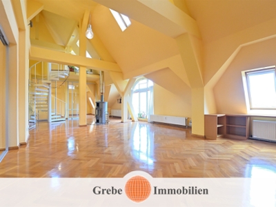 Lichtdurchflutete Maisonette mit Sauna über den Dächern von Zossen!